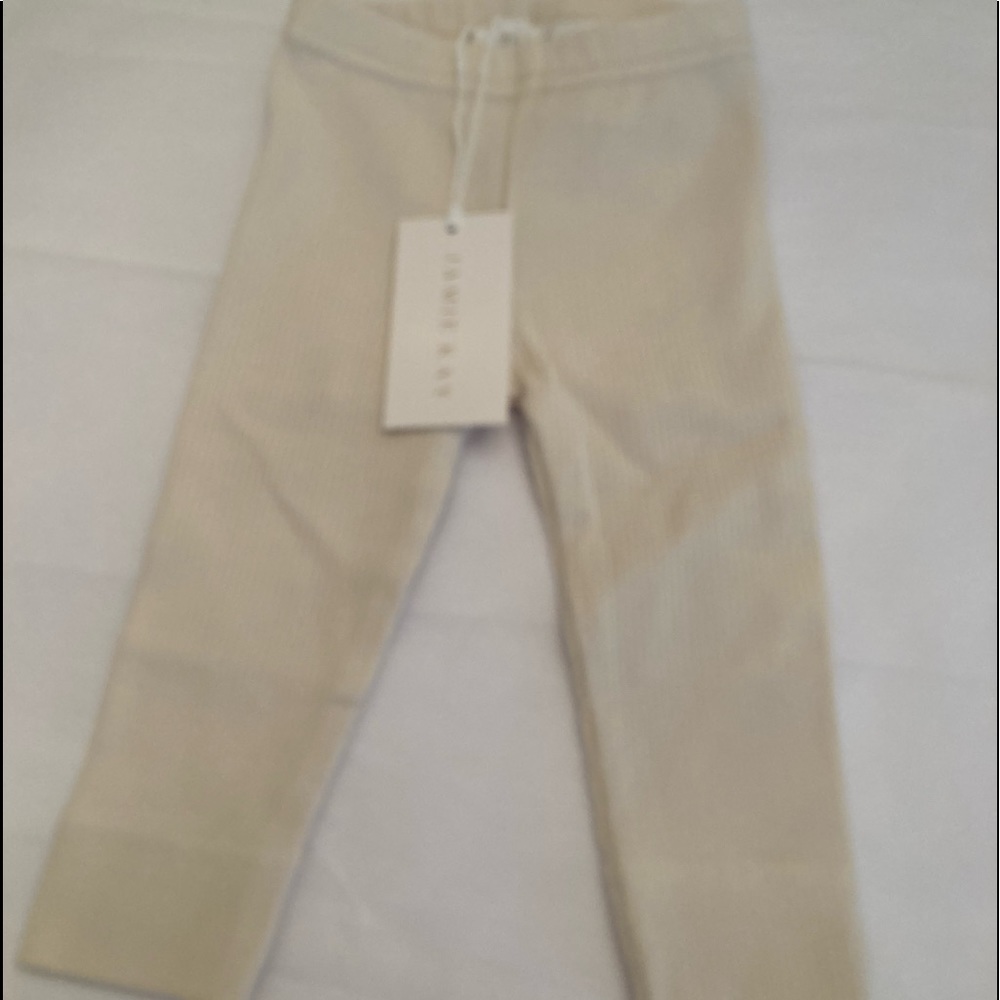 Jaime Kay leggings